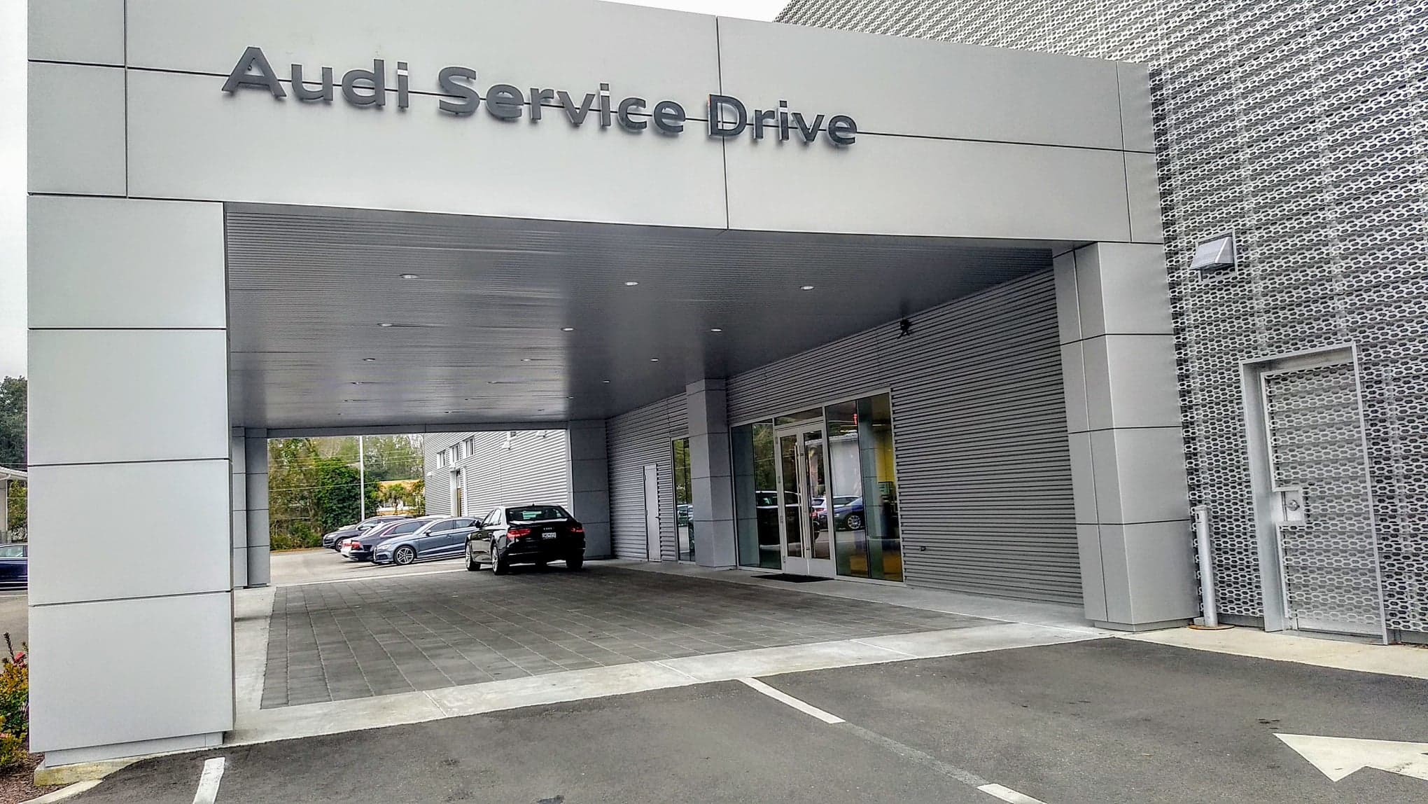 McDaniels Audi of Charleston Authorized Service