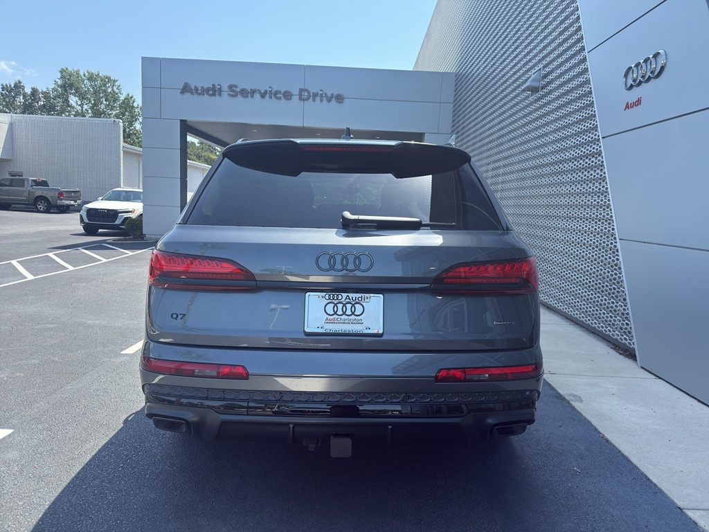 New 2026 Audi Q7 S line 55 Premium SUV