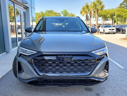 Door and Left Side Rear Fender Kit | AUDI Q8 E-TRON SUV 2024 Door and Left Side Rear Fender Kit | AUDI Q8 E-TRON SUV 2024