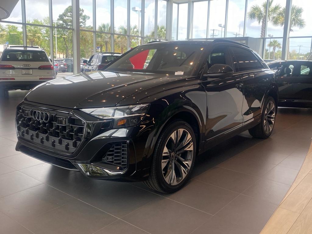 2025 Audi Q8 Premium photo 2
