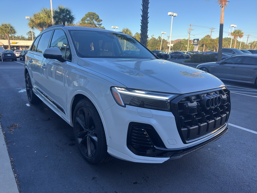 New 2025 Audi Q7 Premium Plus SUV