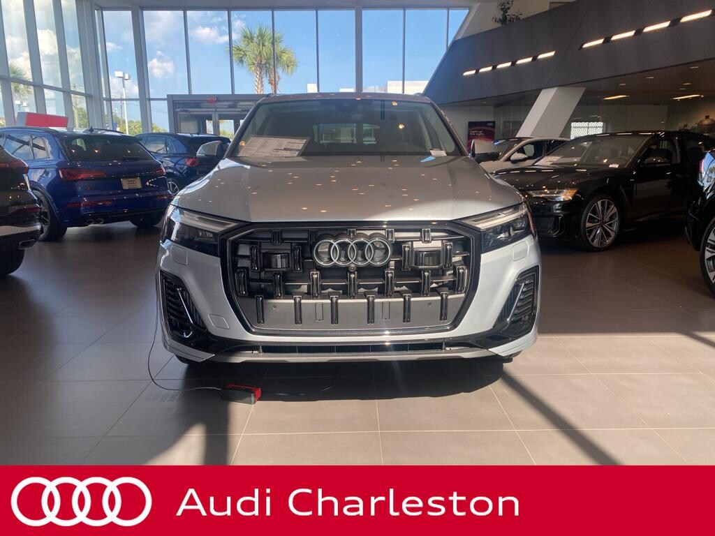 New 2025 Audi Q7 Premium Plus SUV