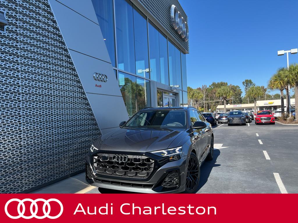 2026 Audi SQ8 Prestige's photo