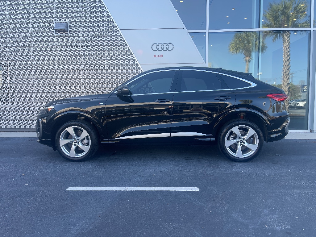 New 2025 Audi Q5 Sportback 2.0T Premium SUV