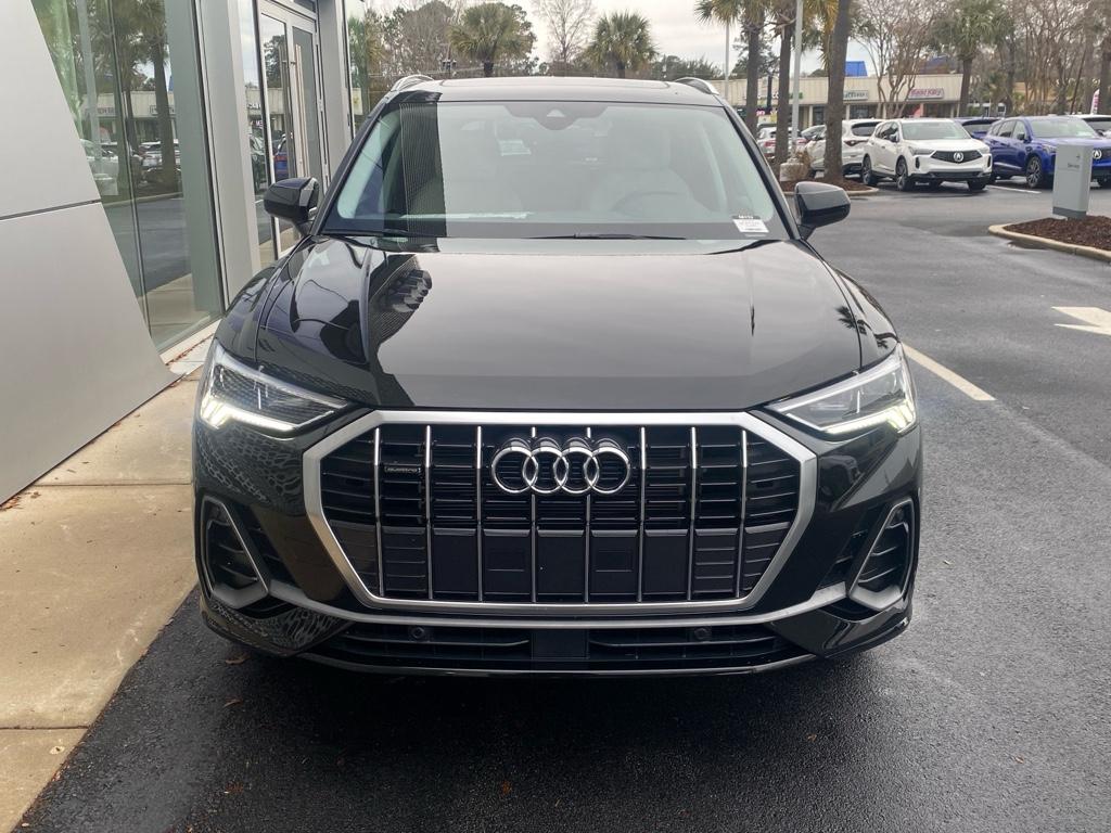 2025 Audi Q3 S line Premium photo 2