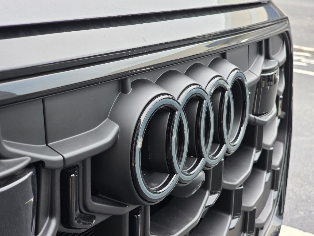 New 2026 Audi SQ8 4.0T Premium Plus SUV