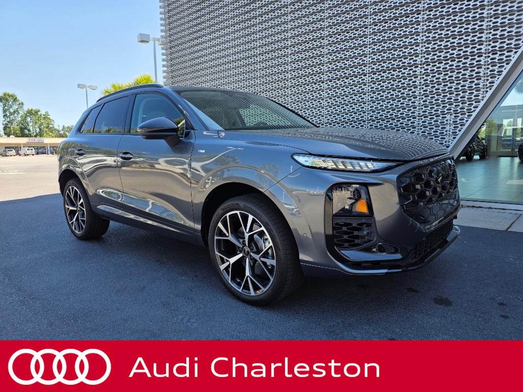 2026 Audi Q3 S line quattro's photo