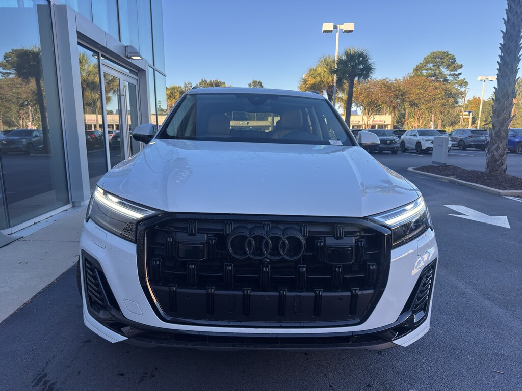New 2025 Audi Q7 Premium Plus SUV