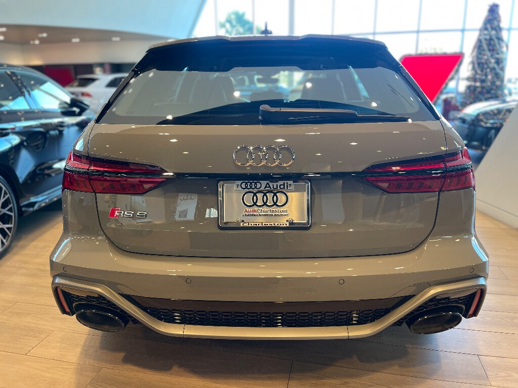New 2026 Audi RS 6 Avant 4.0T performance Wagon