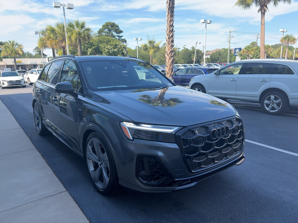 New 2026 Audi Q7 55 Premium SUV