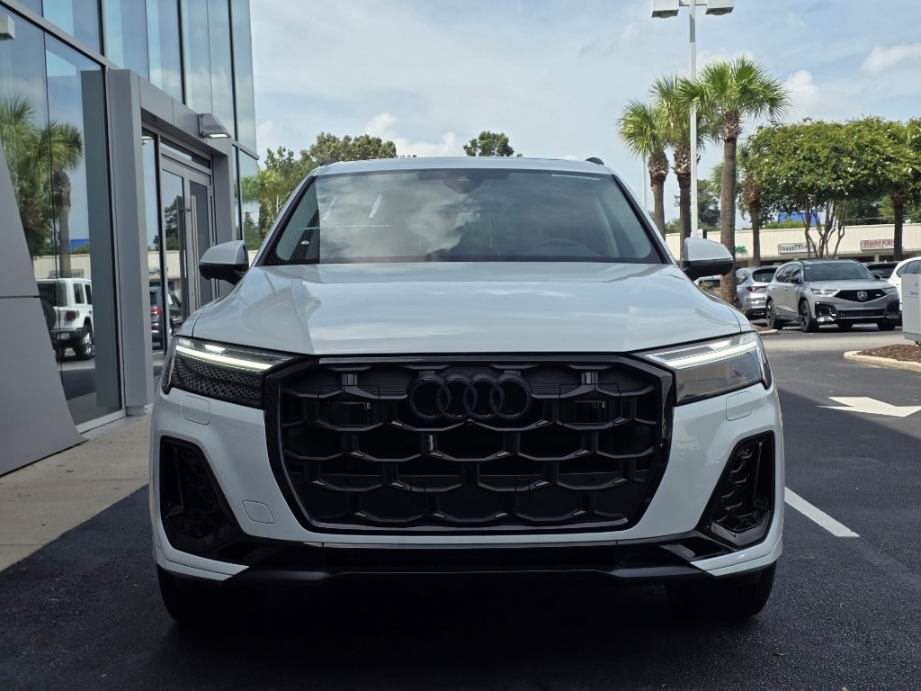 New 2026 Audi Q7 55 Premium SUV