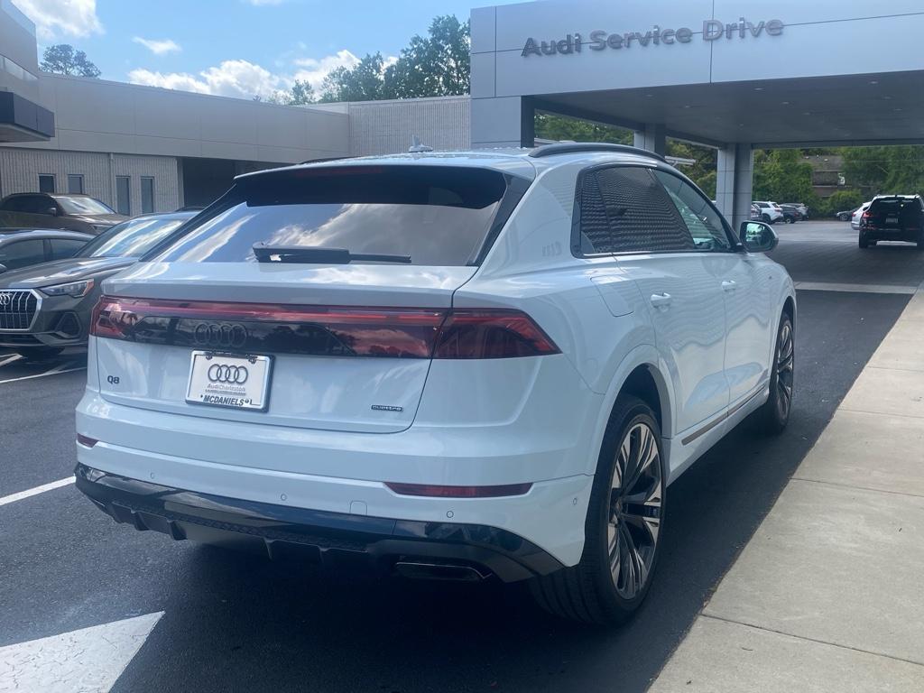 2025 Audi Q8 Premium Plus photo 4
