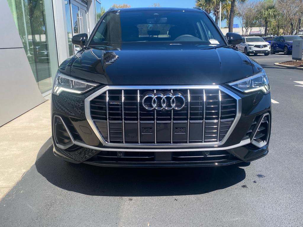 2025 Audi Q3 S line Premium Plus photo 2