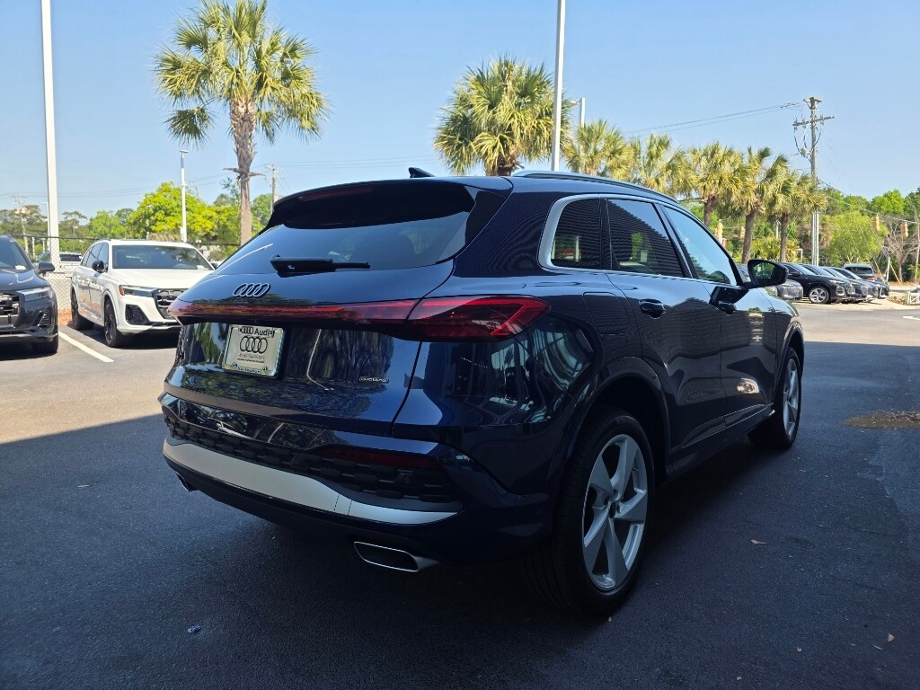 New 2025 Audi Q5 2.0T Premium SUV