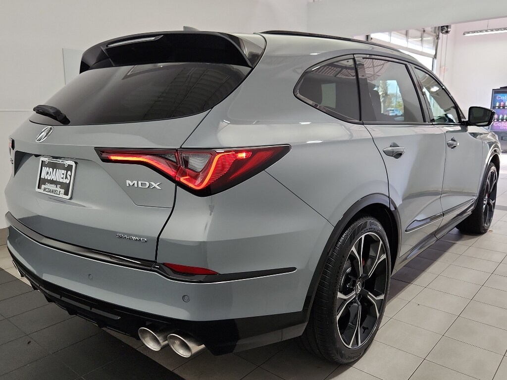 2026 Acura MDX SH-AWD Type S Advance photo 4
