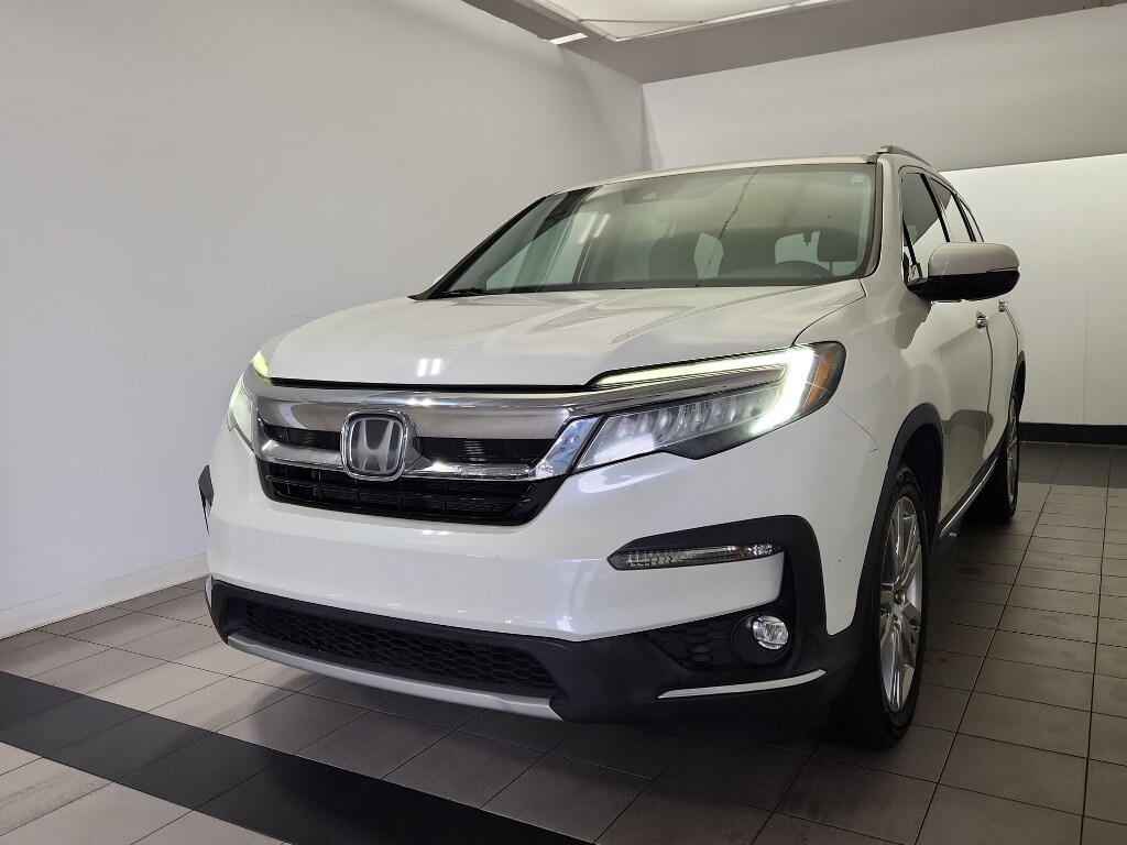 Used 2019 Honda Pilot Touring 8-Passenger FWD SUV