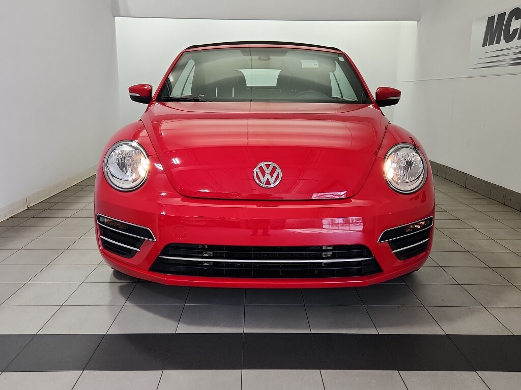 2018 Volkswagen Beetle S Convertible photo 3