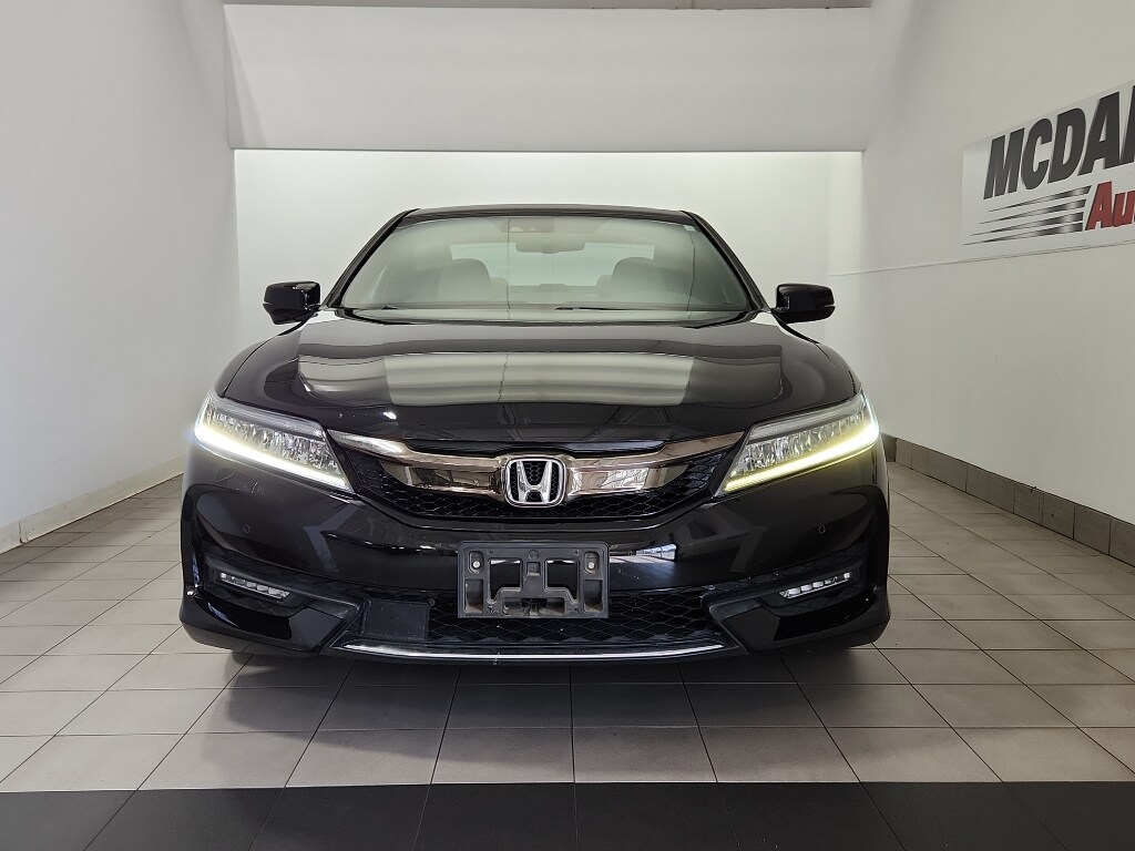 2016 Honda Accord Touring photo 3