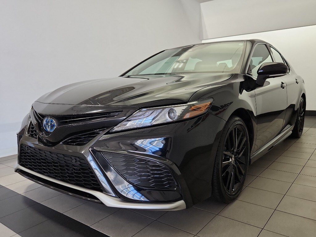 Used 2024 Toyota Camry Hybrid XSE Sedan