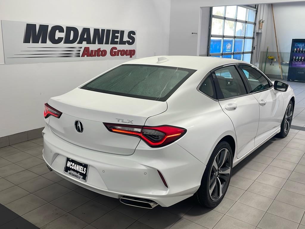 2025 Acura TLX Technology photo 4