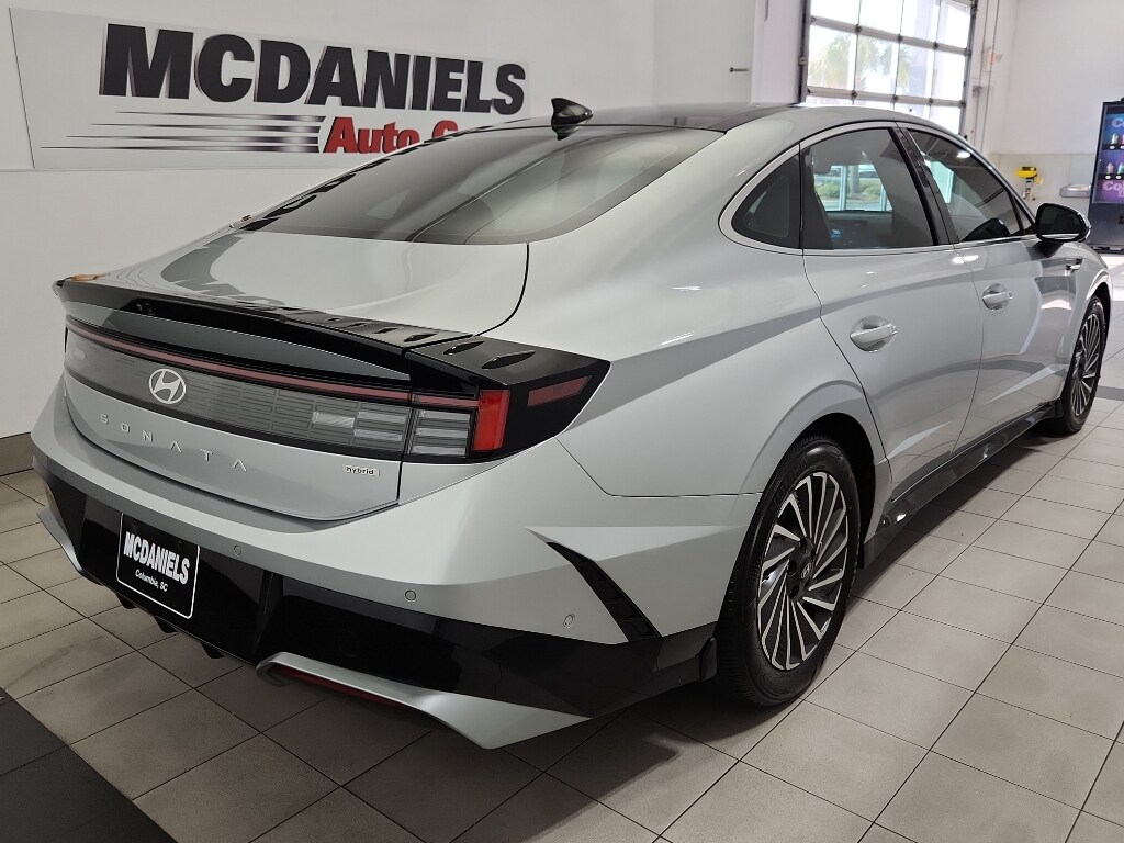 2024 Hyundai Sonata Hybrid Limited photo 4