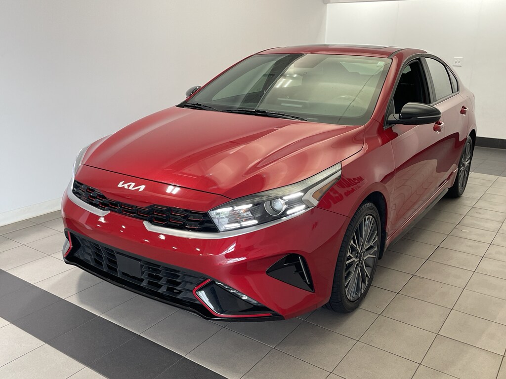 2024 Kia Forte GT-Line photo 2