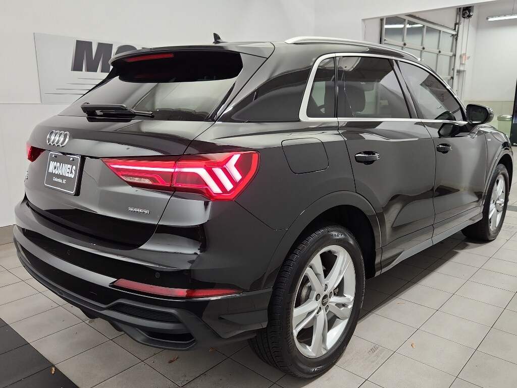 2023 Audi Q3 45 TFSI S line Premium photo 4