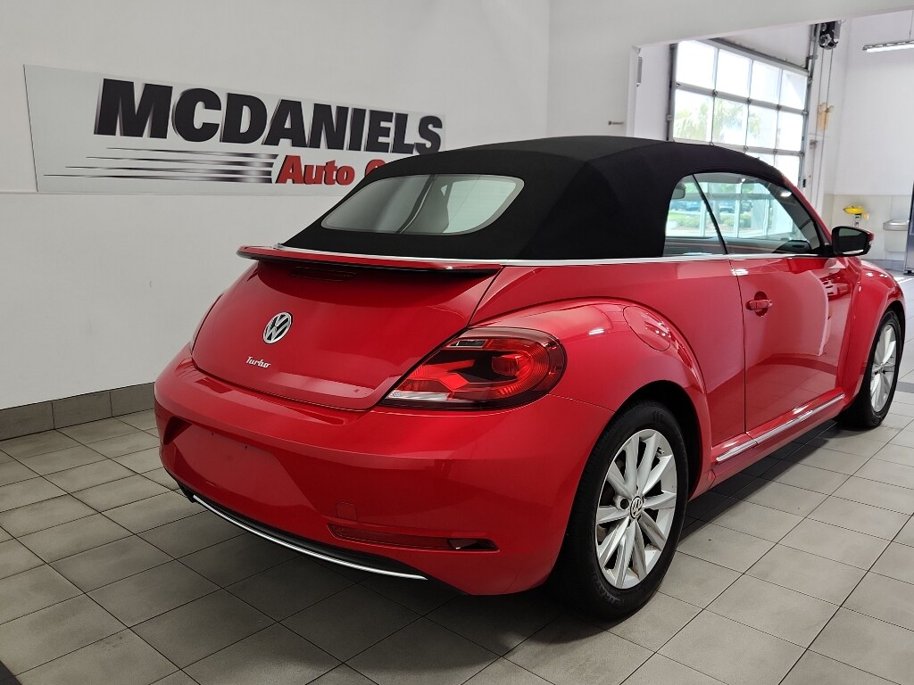 2018 Volkswagen Beetle S Convertible photo 4