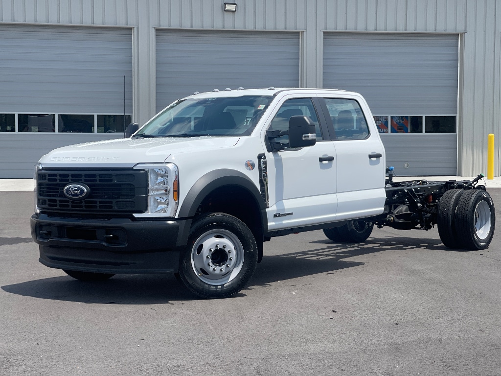2026 Ford F-450 Chassis Truck Crew Cab 