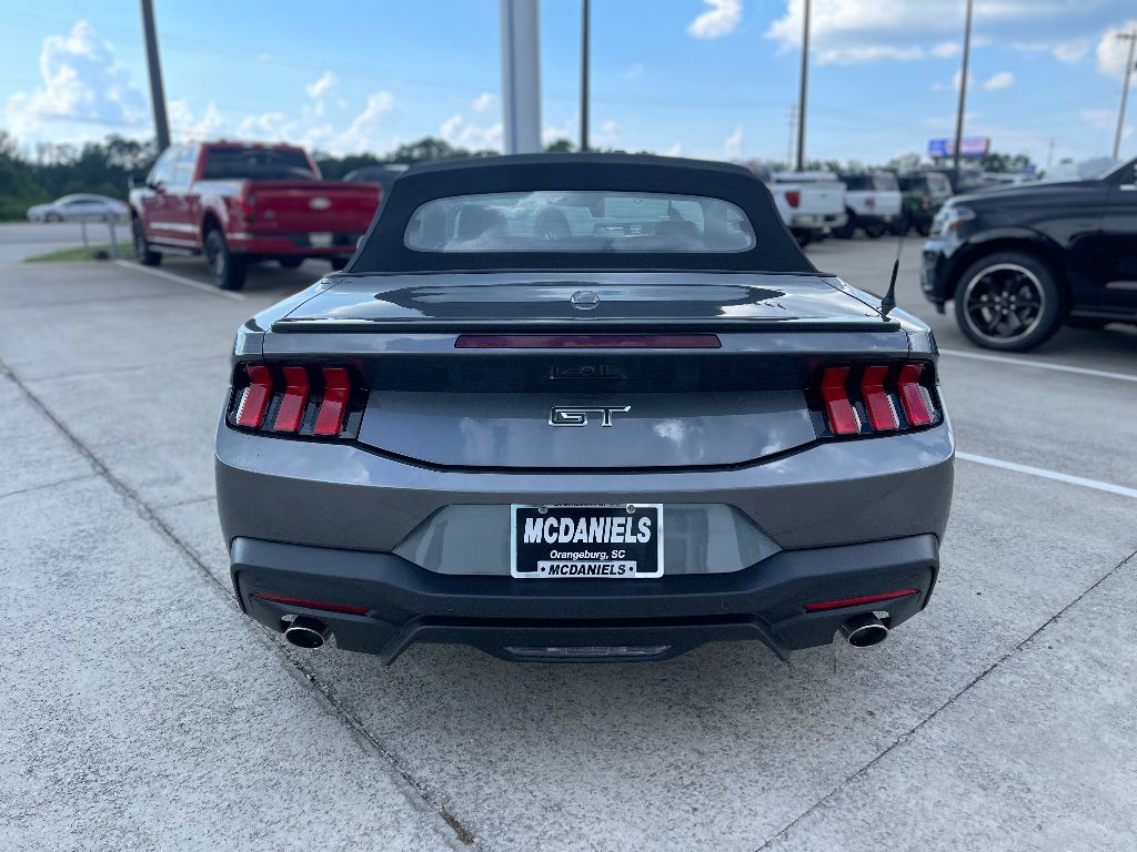 2025 Ford Mustang GT Premium Convertible - Photo 10