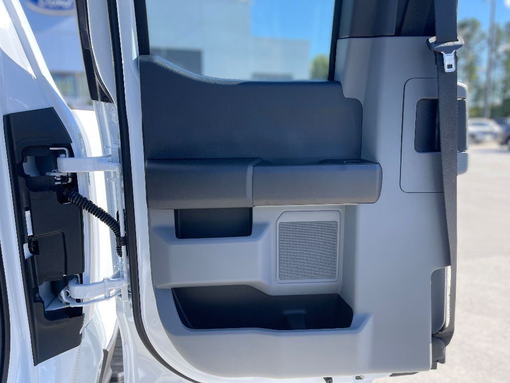 2026 Ford F-350 Super Duty XL - Photo 33