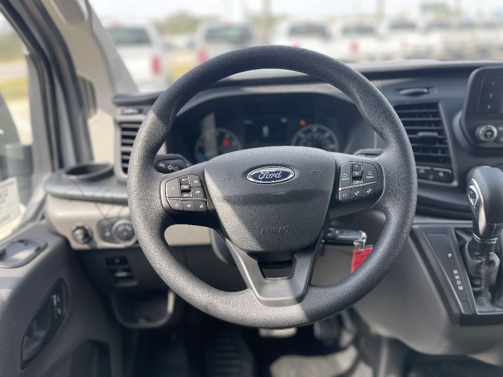 2025 Ford Transit Van Base - Photo 17