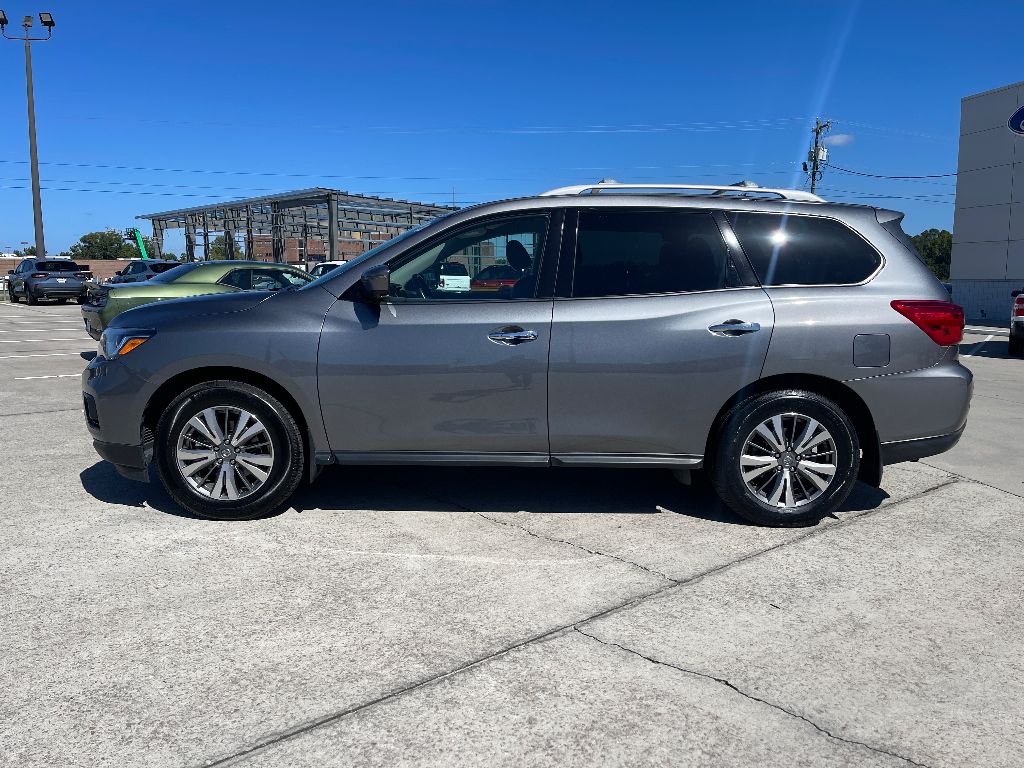 2020 Nissan Pathfinder SL photo 3