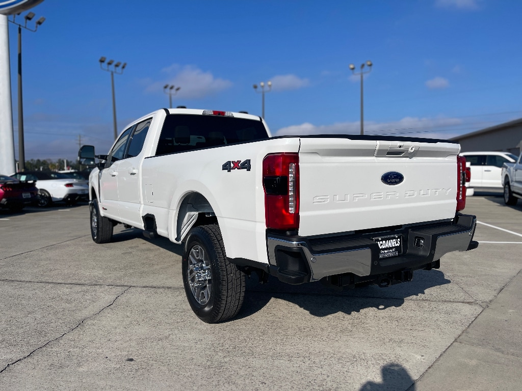 New 2026 Ford F-350 Lariat Truck Crew Cab