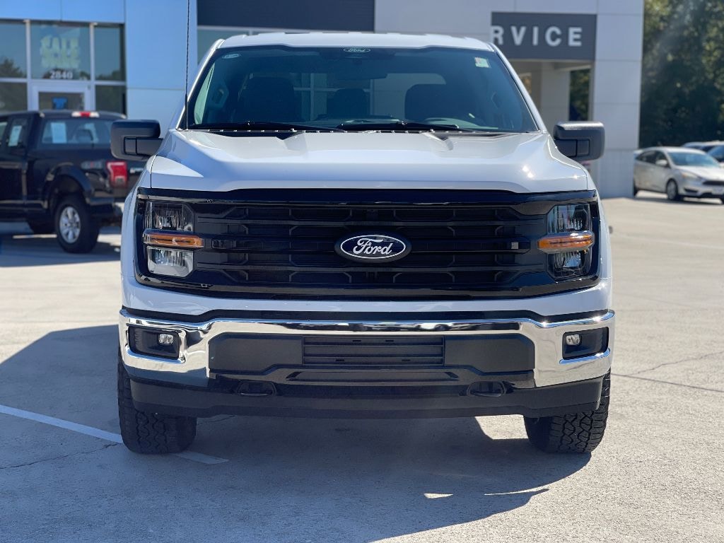 New 2025 Ford F-150 XLT Truck SuperCrew Cab