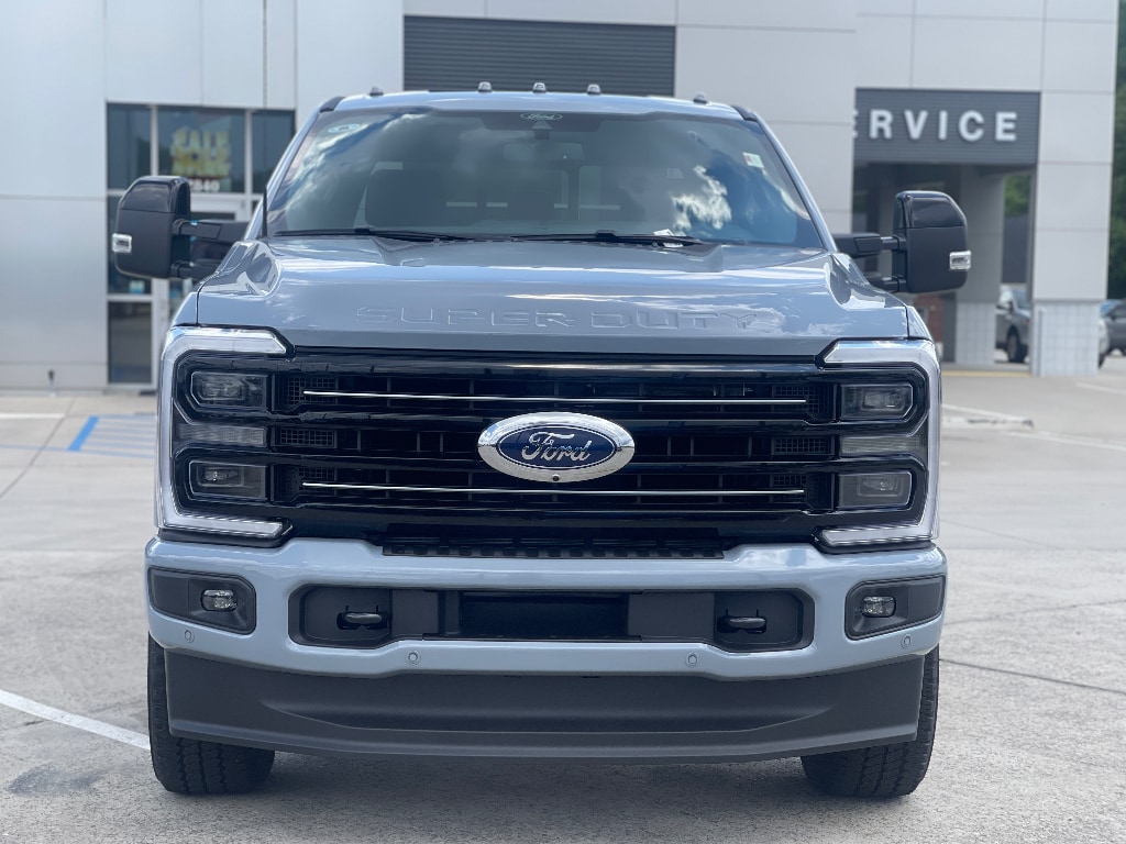 New 2026 Ford F-250 Platinum Truck Crew Cab