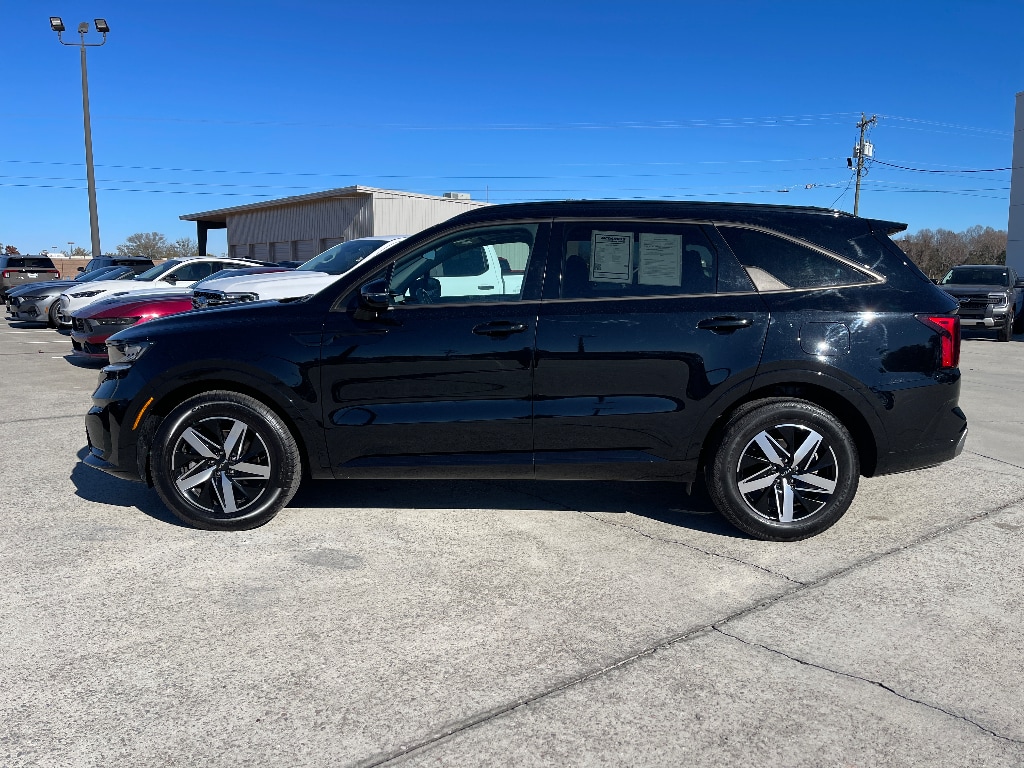 Used 2023 Kia Sorento S SUV