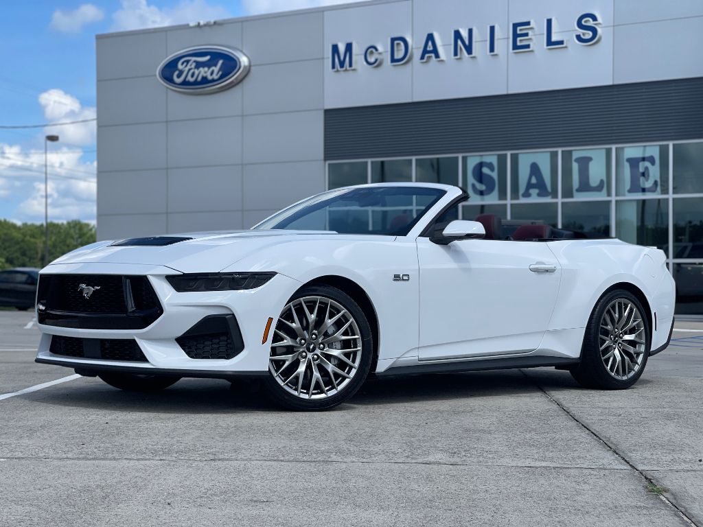 2025 Ford Mustang GT Premium's photo