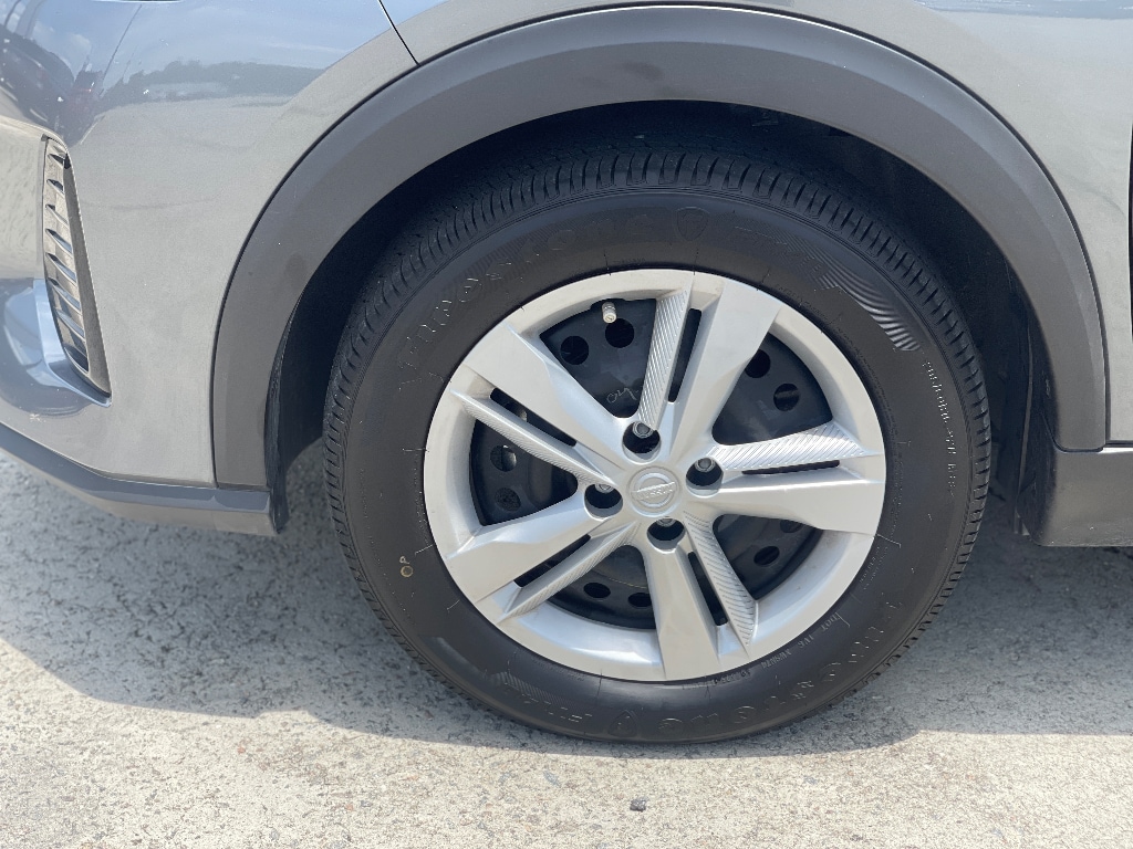 Used 2025 Nissan Kicks Play S SUV