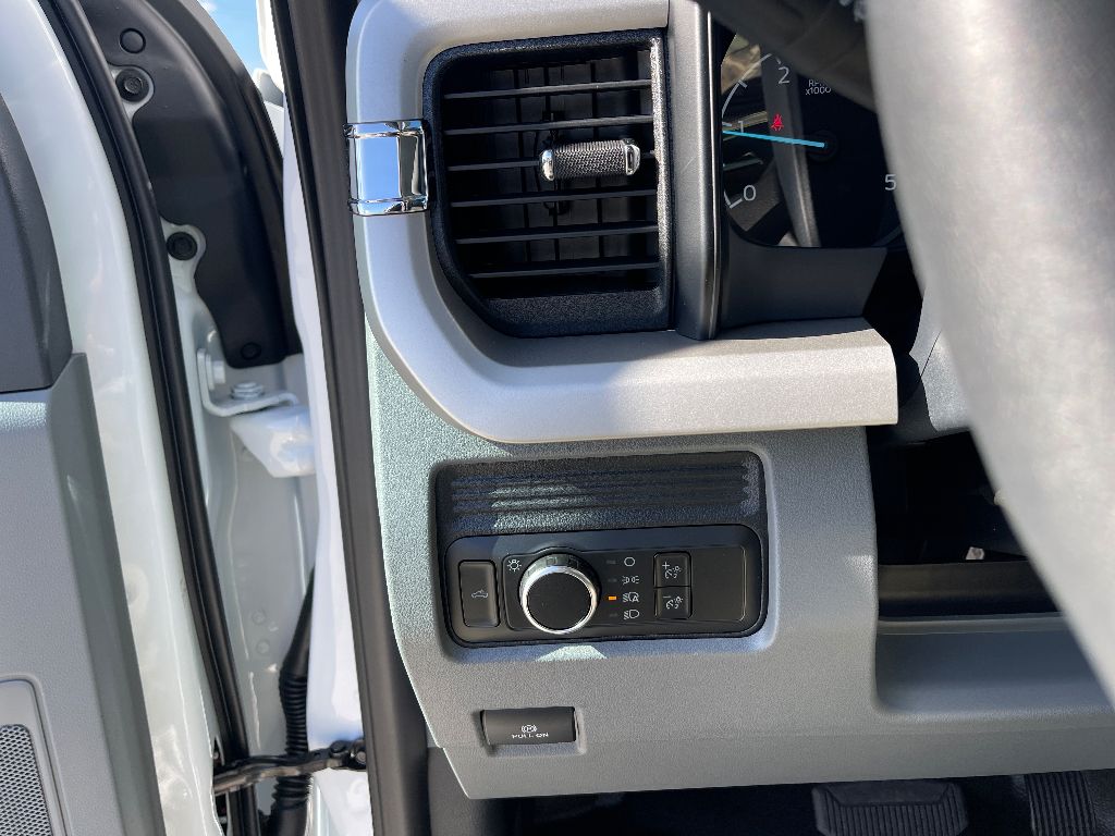 2026 Ford F-350 Super Duty XL - Photo 19