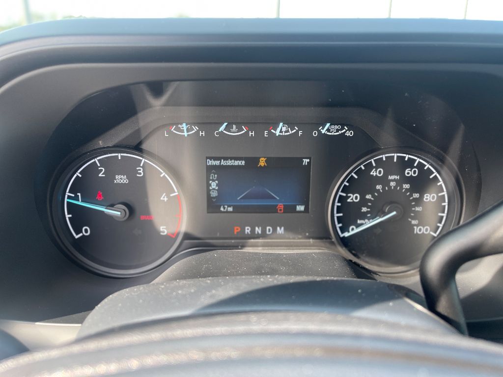 2025 Ford F-350 Super Duty Chassis Cab XL - Photo 23
