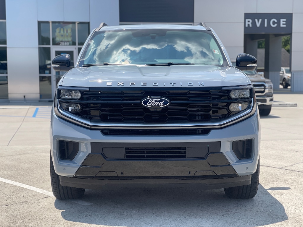 New 2027 Ford Expedition Platinum SUV