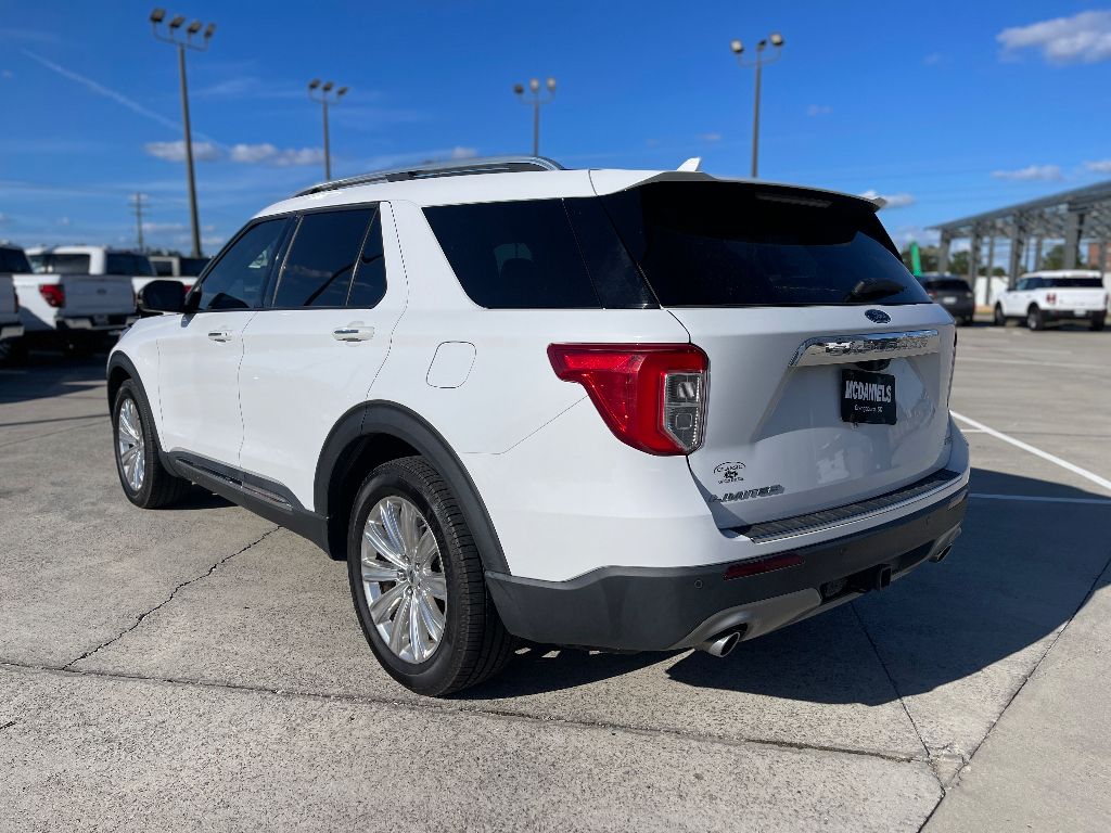 2020 Ford Explorer Limited photo 2