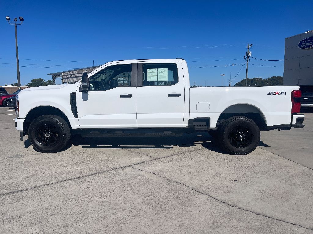 2024 Ford F-250 XL photo 3