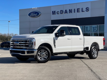 2026 Ford F-350 Lariat Truck Crew Cab