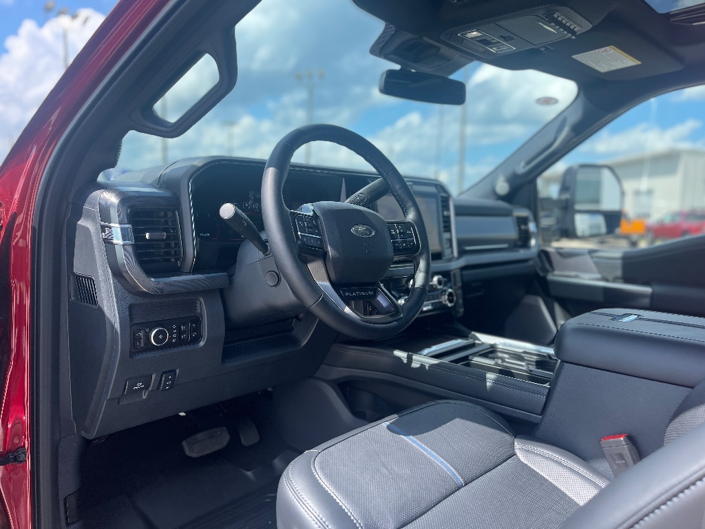 2026 Ford F-250 Super Duty Platinum - Photo 19