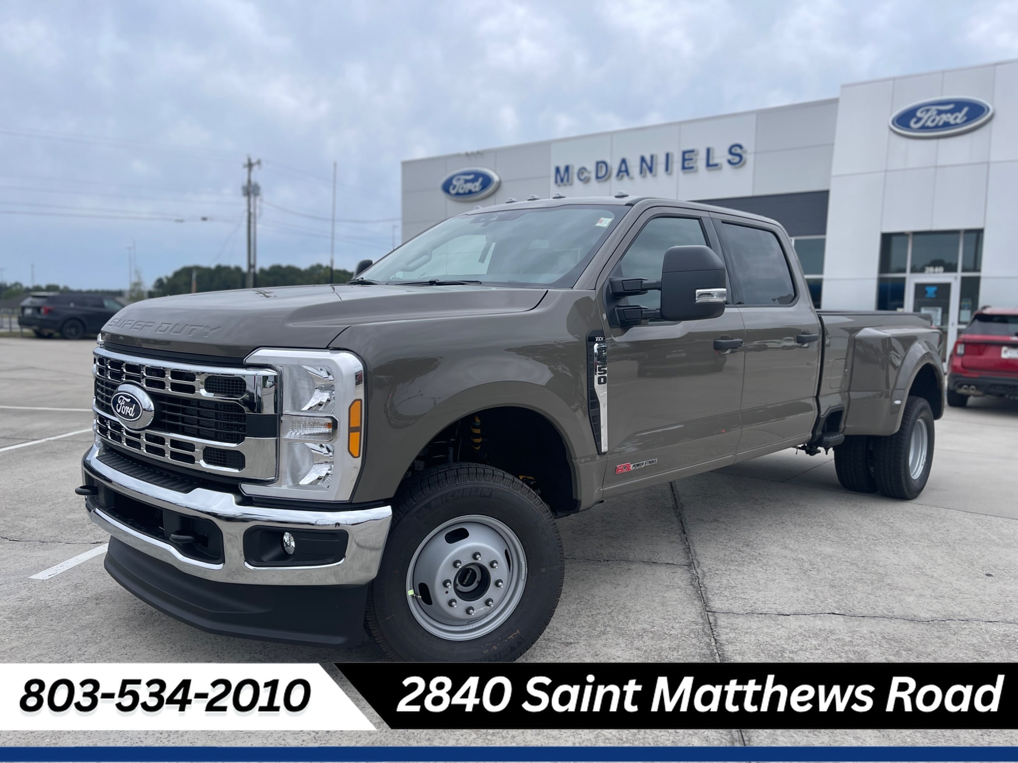 2027 Ford F-350 Truck Crew Cab 