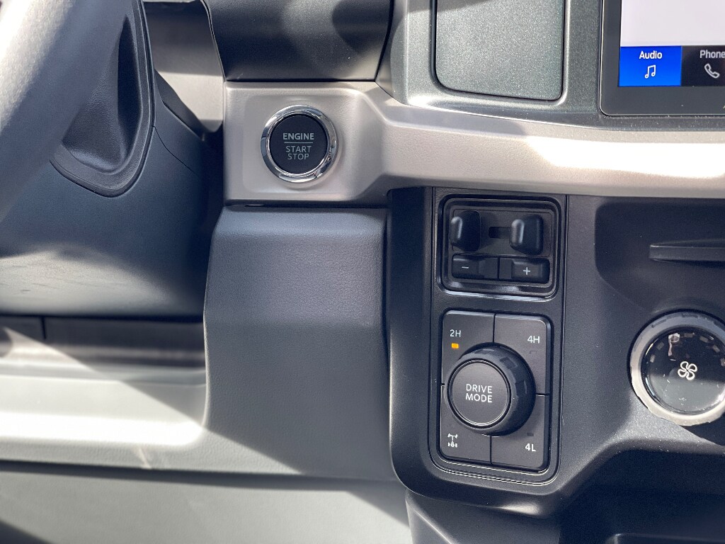2026 Ford F-350 Super Duty XLT - Photo 29