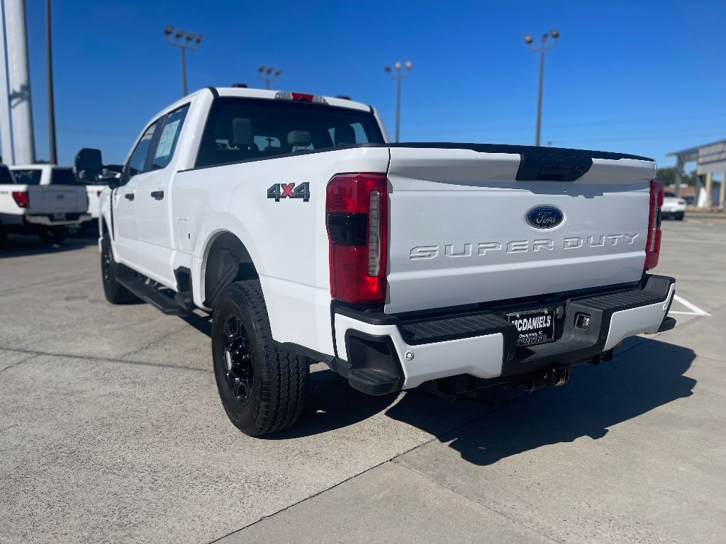 2024 Ford F-250 XL photo 4