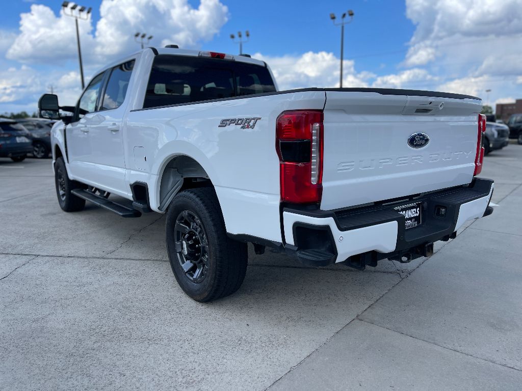 2024 Ford F-250 Lariat photo 4
